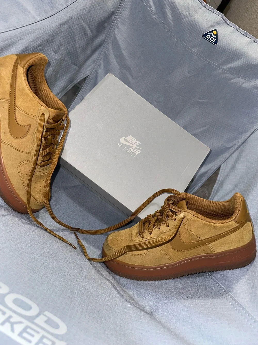 Nike Air Force 1 LV8 Size 4.5Y